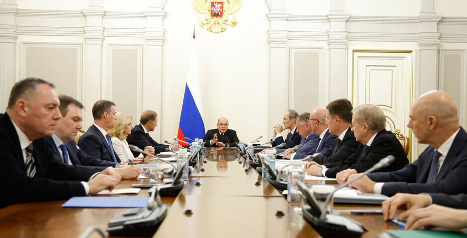 Мишустин поручил определить льготы для бизнеса в едином режиме на Дальнем Востоке и в Арктике с 2027 года