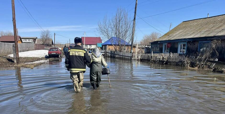 В Алтайском крае подтоплены более 300 участков и свыше 140 домов