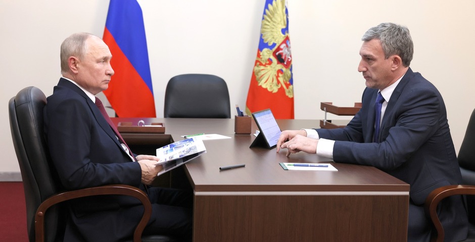 Глава Приамурья отчитался Путину о социально-экономической обстановке в области