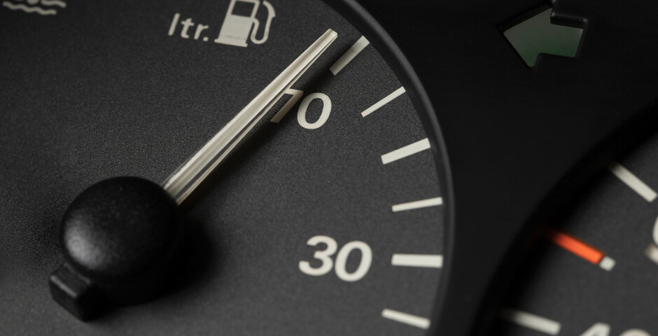 Бензин подорожал, дизель подешевел по итогам первых торгов 2026 года