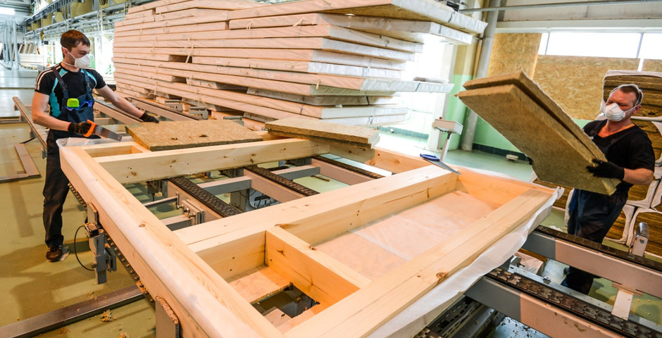 В Омской области субсидируют производство деревянных домов