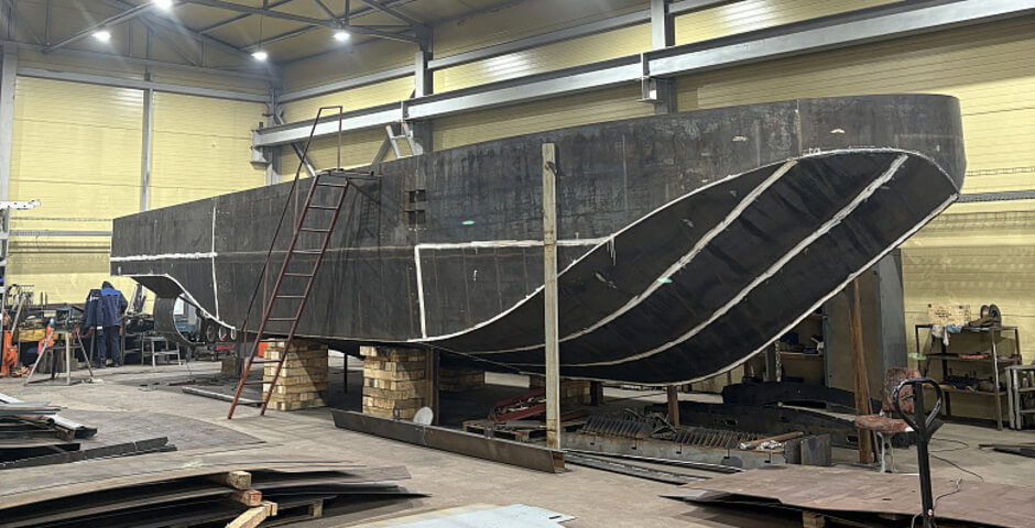 На предприятиях ТОР «Приморье» показали производство судов и электрооборудования