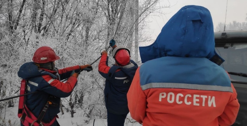 В Хакасии достраивают воздушную линию электропередачи в 10 киловольт