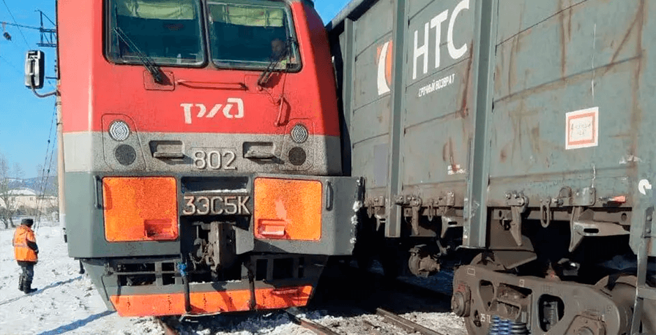 В Забайкалье столкнулись два грузовых поезда, пострадавших нет