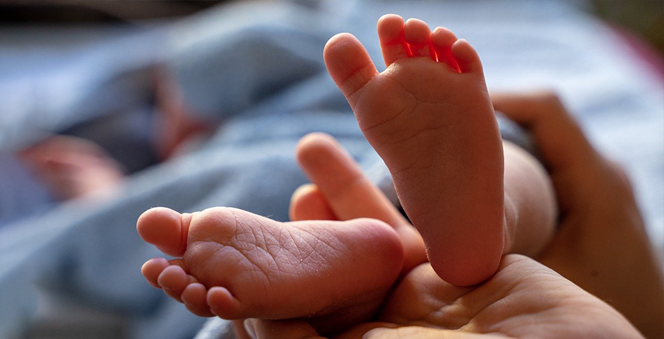 Материальные блага: на какие выплаты и пособия могут рассчитывать семьи с детьми