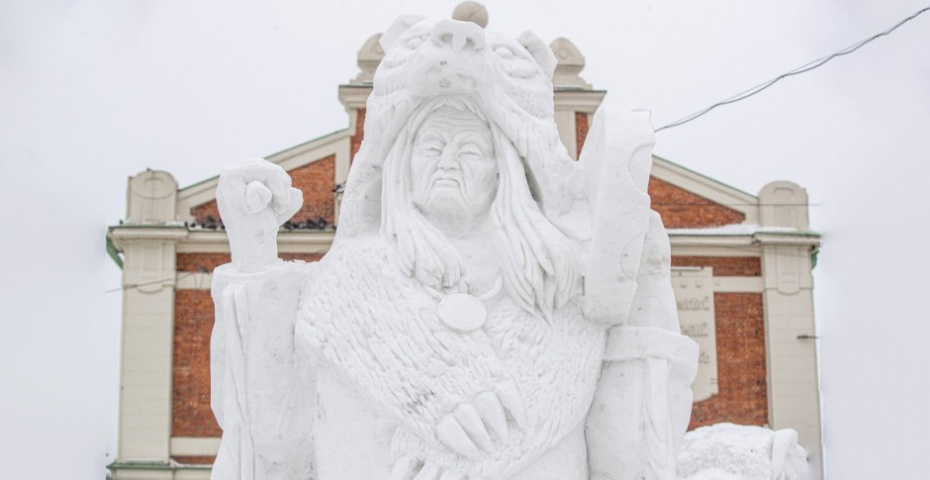 «Танец Шамана» победил в конкурсе снежных скульптур Сибири