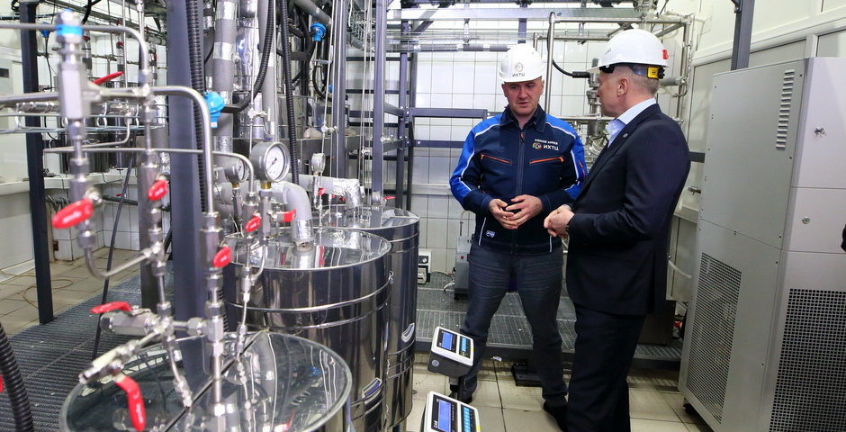 В Томской области запустили уникальную опытную установку химического предприятия