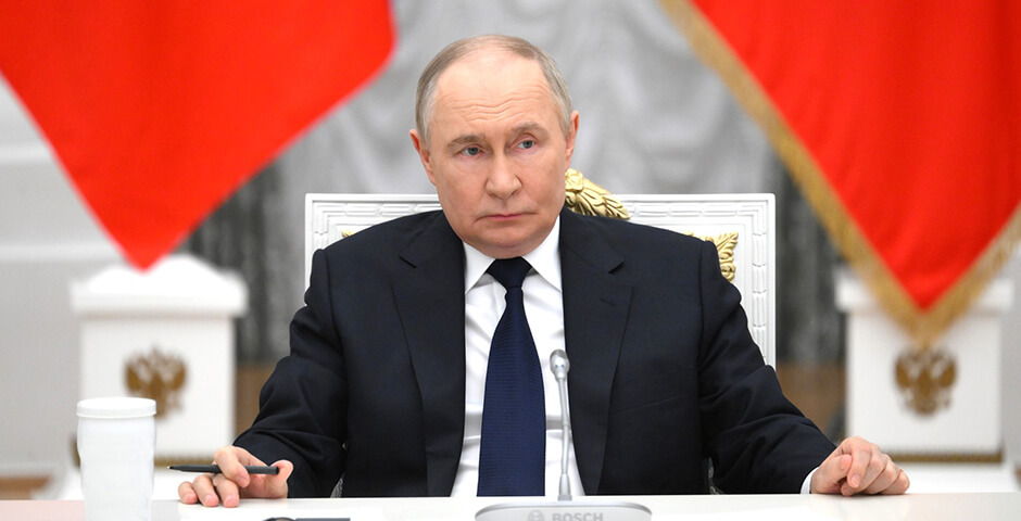 Путин поручил пересмотреть акциз на жидкую сталь для новых производств