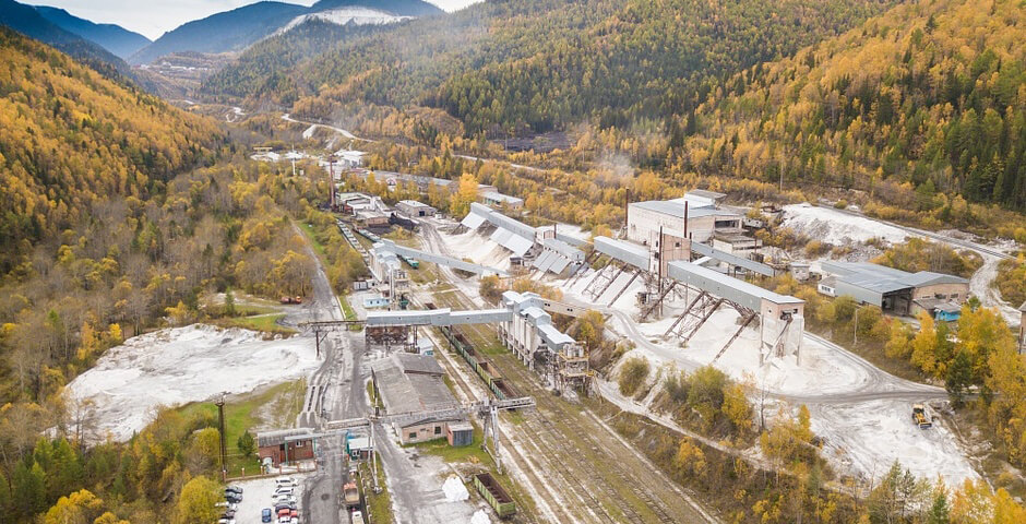 В 2025 году производство цемента на «Ангарскцементе» снизилось почти на 7%