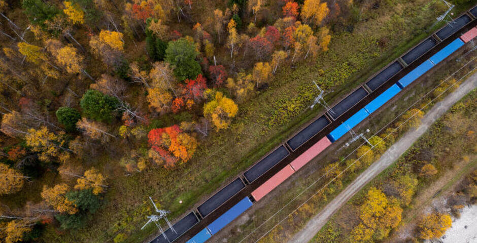 Кузбасс договорился с РЖД о вывозе 55 миллионов тонн угля в 2026 году