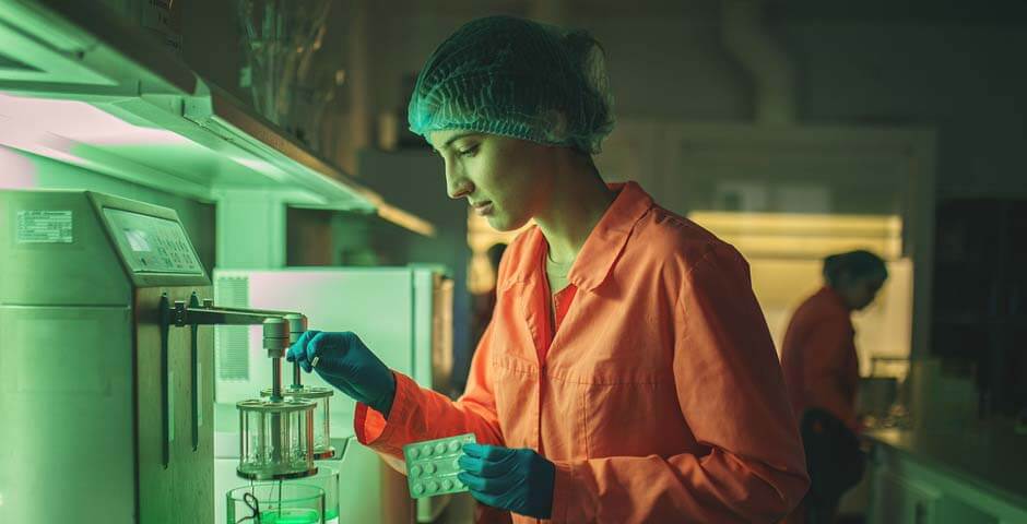 В Новосибирске построен новый цех по производству лекарств в ампулах