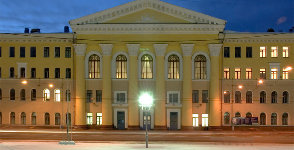 ТУСУР готовится открыть центр для разработки спутниковой электроники