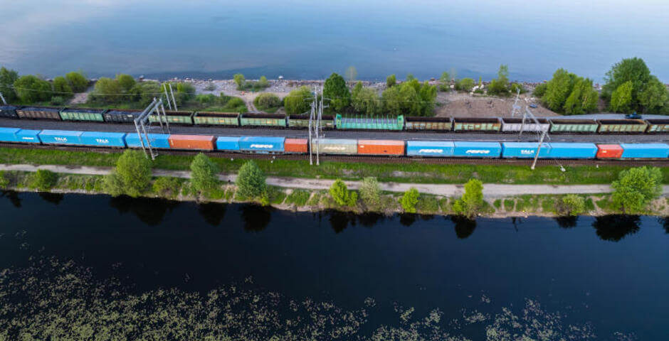 Контейнерные перевозки на ВСЖД выросли на 6% за 10 месяцев