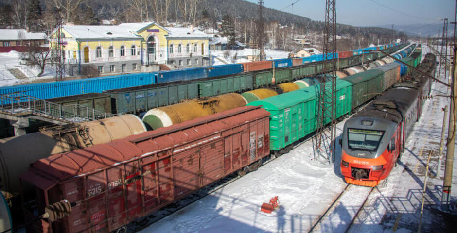 Контейнерные перевозки по Восточно-Сибирской железной дороге выросли на 5,4% за девять месяцев