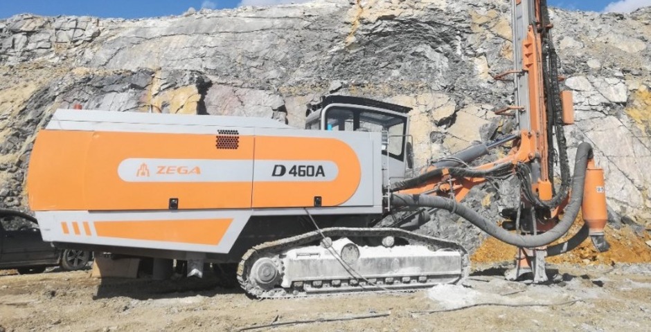 На Беловской шахте в Кузбассе появилась новая буровая установка