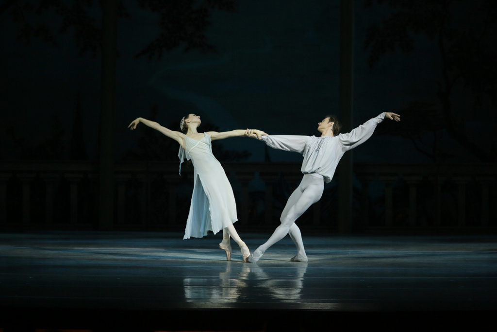 Балет «Ромео и Джульетта». Фото Наташи Разиной © Мариинский театр (1).jpg