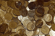 Банк России снизил ключевую ставку до 15%