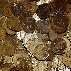 Банк России снизил ключевую ставку до 15%