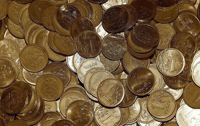 Банк России снизил ключевую ставку до 15%